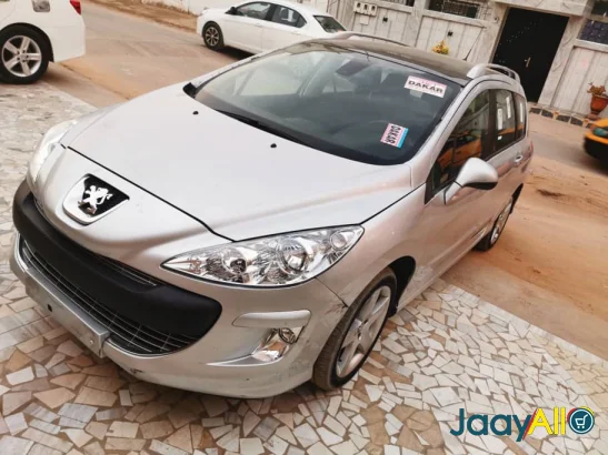 Vente de Voitures à Dakar dès 3500000 FCFA - Véhicule