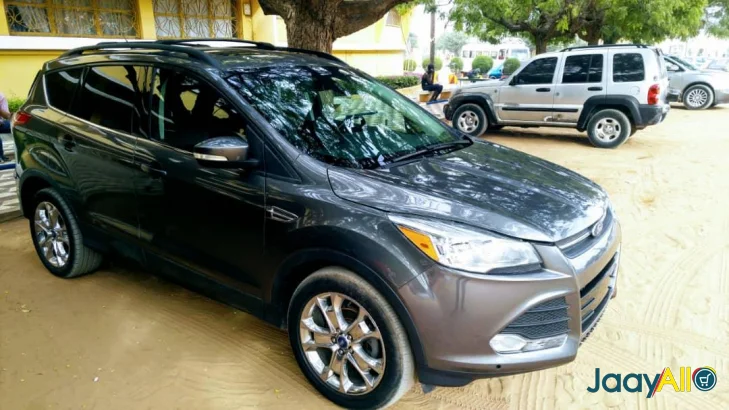 Vente de Voitures à Dakar dès 8500000 FCFA - Véhicule