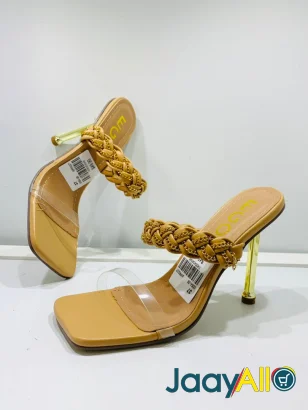 Vente de Chaussures Femme à Thiès dès 12000 FCFA - Mode & beauté