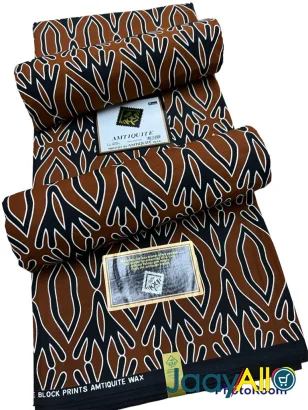 Vente de Vêtements Femme à Dakar dès 12500 FCFA - Mode & beauté